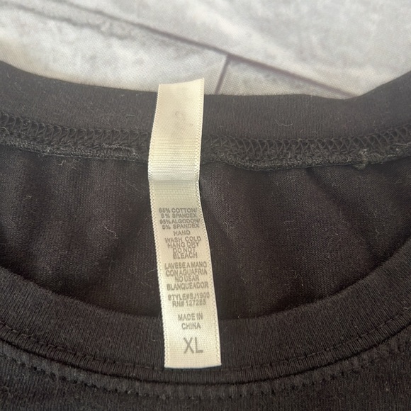 Marilyn Monroe VEGAS short sleeve shirt size XL runs small - Picture 5 of 8